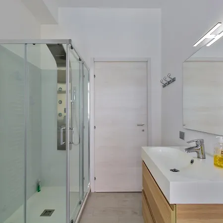 La Prima Luna - * 维罗纳